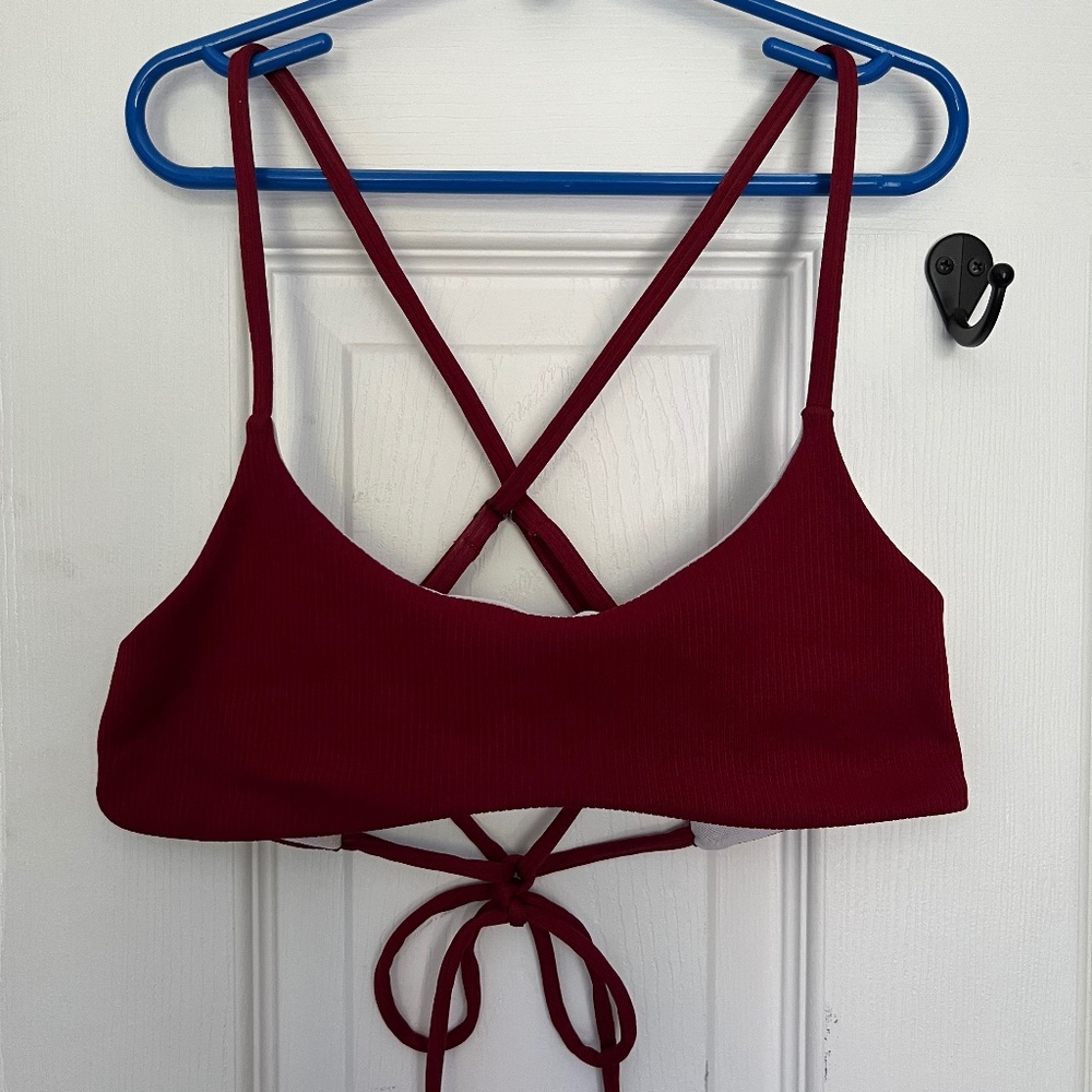 Women's Small Romwe Bathing Suit/ Bikini Top